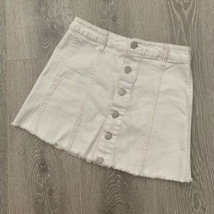 White denim skirt